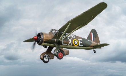 NEWS: First Aircraft to Land at Dunsfold Aerodrome Joins Wings & Wheels Line-up