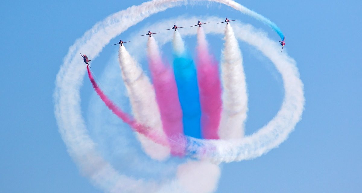 NEWS: Red Arrows to Perform for Diamond and Pearl Anniversaries at Eastbourne Airshow