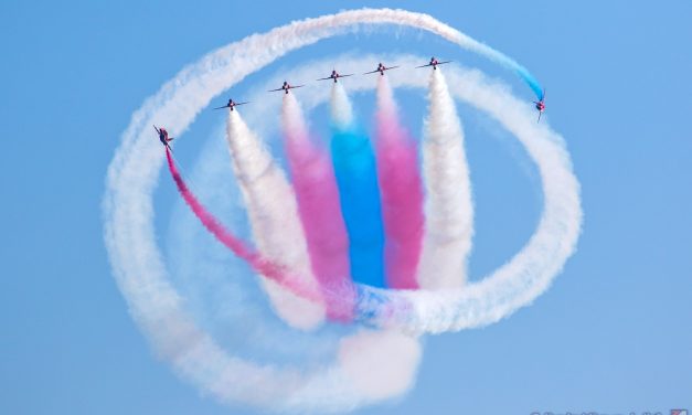 NEWS: Red Arrows to Perform for Diamond and Pearl Anniversaries at Eastbourne Airshow