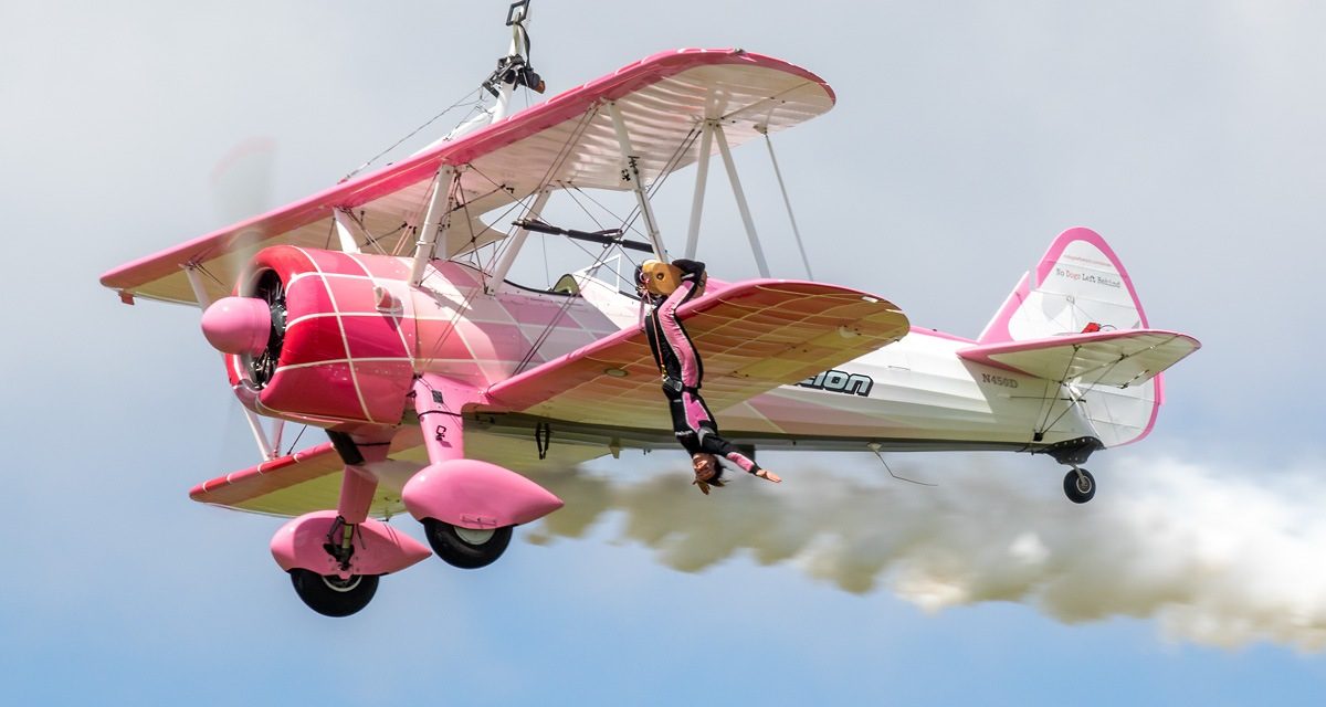 NEWS: Danielle Wingwalker and Red Arrows star at Airbourne: Eastbourne International Airshow