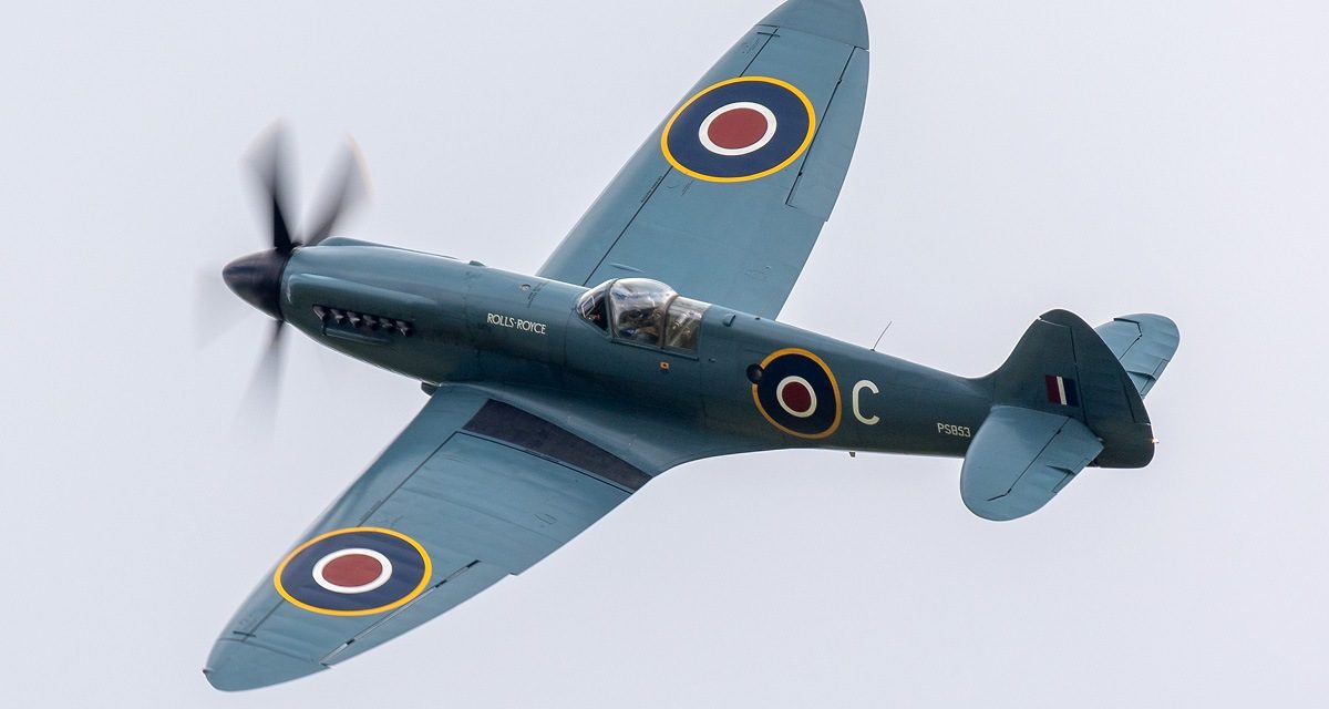 NEWS: Warbirds to thunder across the skies at Clacton Airshow